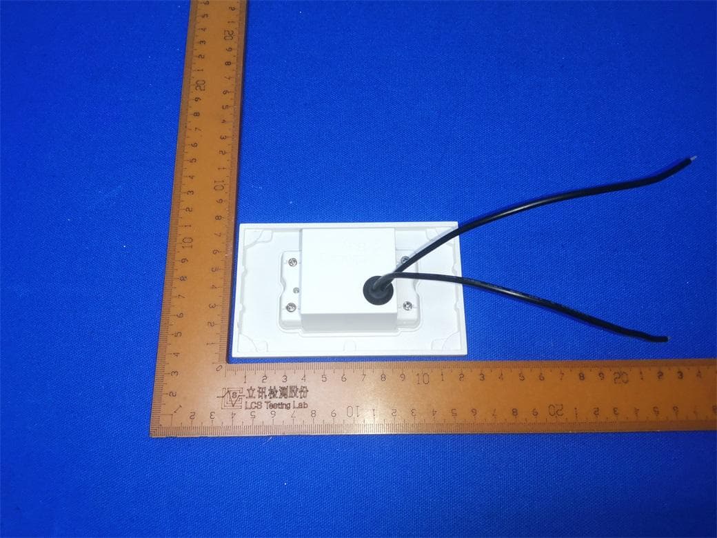 Indoor/Outdoor Step Light - FCC ID 2A4FVCBST03BLORB12V - Cloudy Bay Lighting Supply Inc