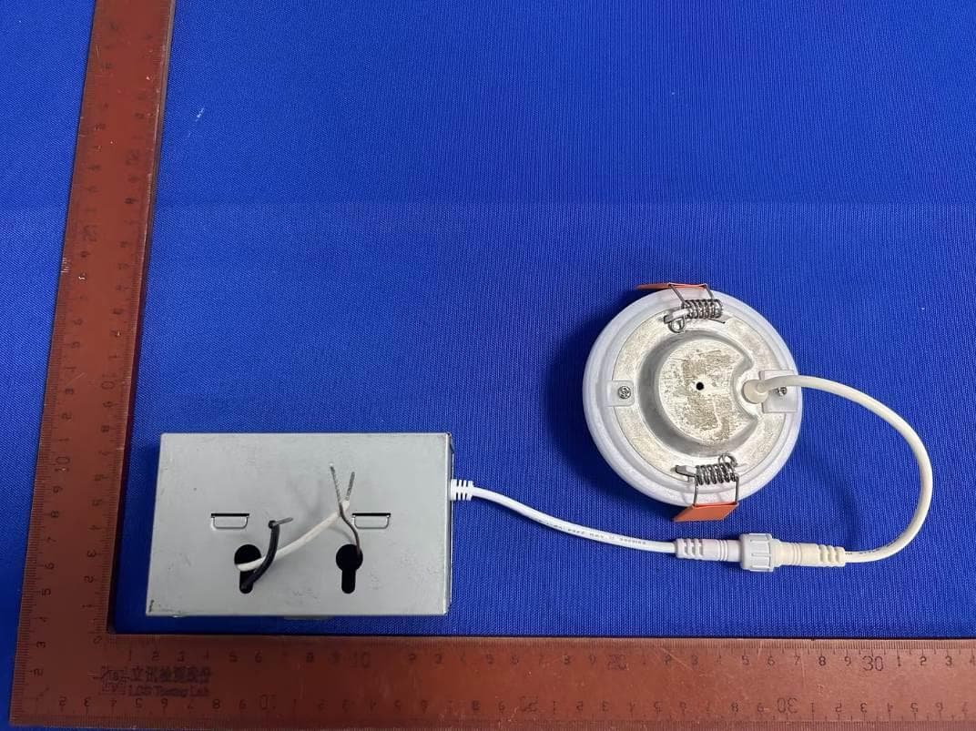 3 Inch RGB Smart Recessed Lighting with Gradient Accent Light and Night Light - FCC ID 2A4FVLJD005SMG2WH - Cloudy Bay Lighting Supply Inc (4)