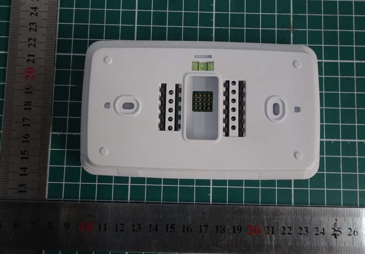 Sensi Touch 2 with BT and WiFi - FCC ID 2A4JN-ST765470 - Copeland Comfort Control LP (4)