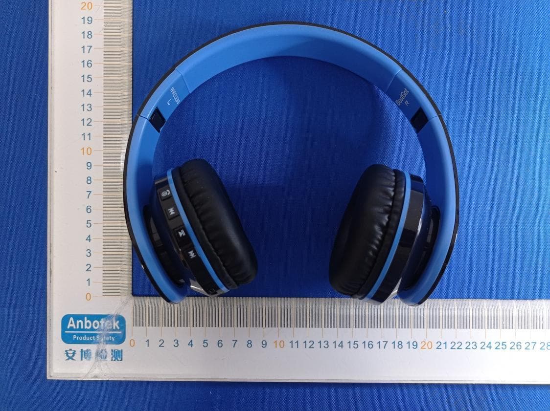 Bluetooth headset - FCC ID 2A4K4-BT6002 - Shen Zhen Sheng Ka Luo Technology Co.,Ltd
