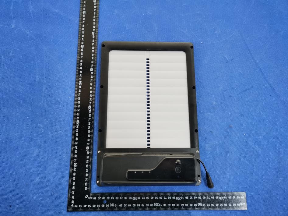 Intelligent chicken house door - FCC ID 2A4KA-J01 - Dongguan Tunling Electronic Technology Co., Ltd.