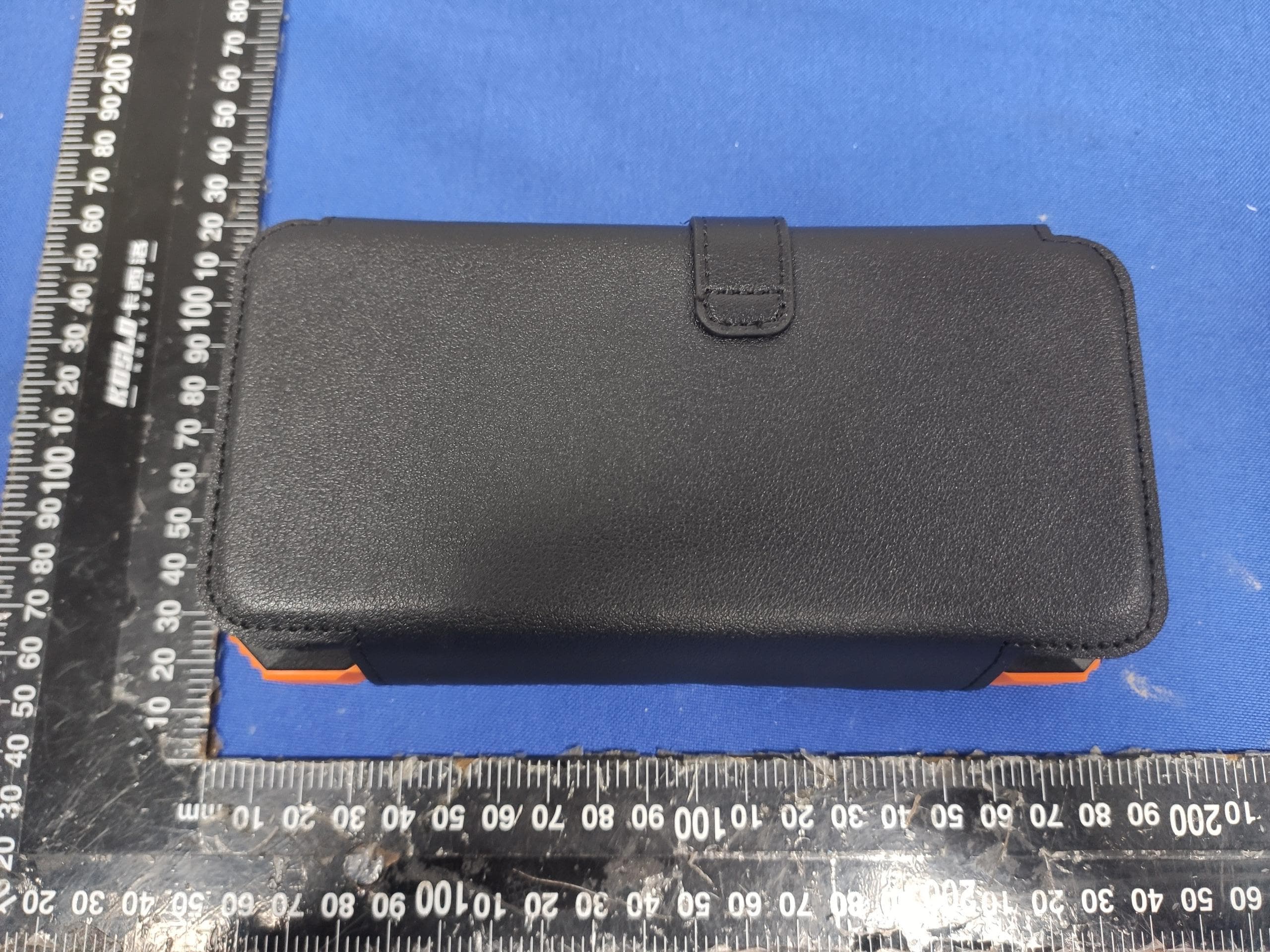Solar wireless Power Bank - FCC ID 2A4LH-PN-W22PLUS - Shenzhen Pannizhe Technology Co., Ltd.