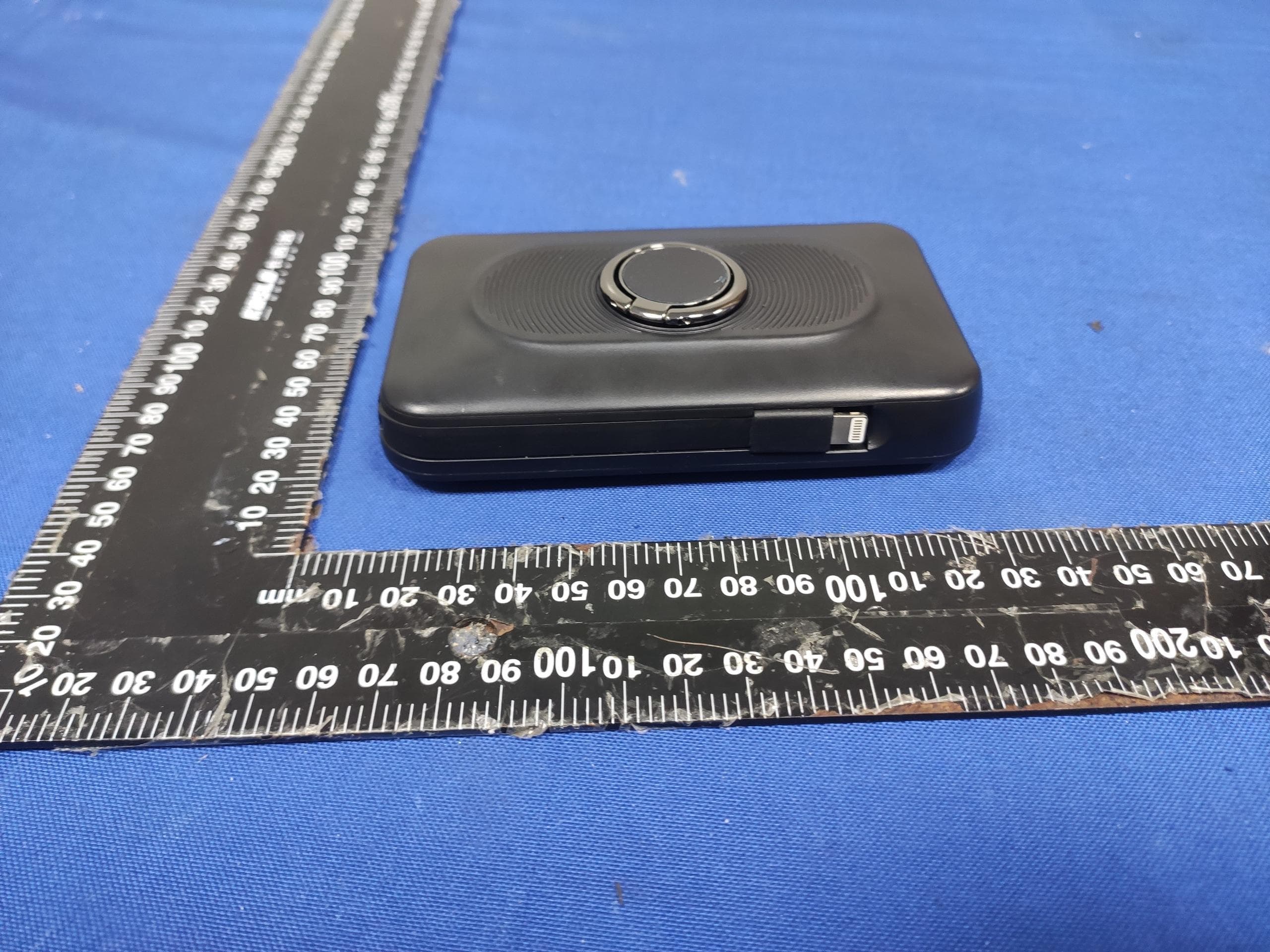 Magnetic Wireless Power Bank - FCC ID 2A4LH-PN-W35 - Shenzhen Pannizhe Technology Co., Ltd. (4)