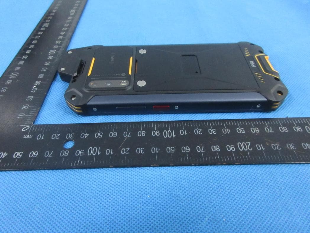 Rugged Smart Phone - FCC ID 2A4MZ-VL888 - VALIFONE (SHENZHEN) COMMUNICATION EQUIPMENT .,LTD (3)