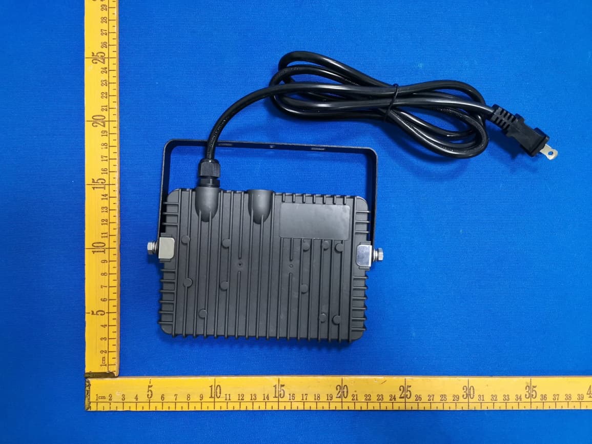 Wifi & Bluetooth Smart Flood Light - FCC ID 2A4NK-GKOFD20W120VB - Gingko Lighting Corp