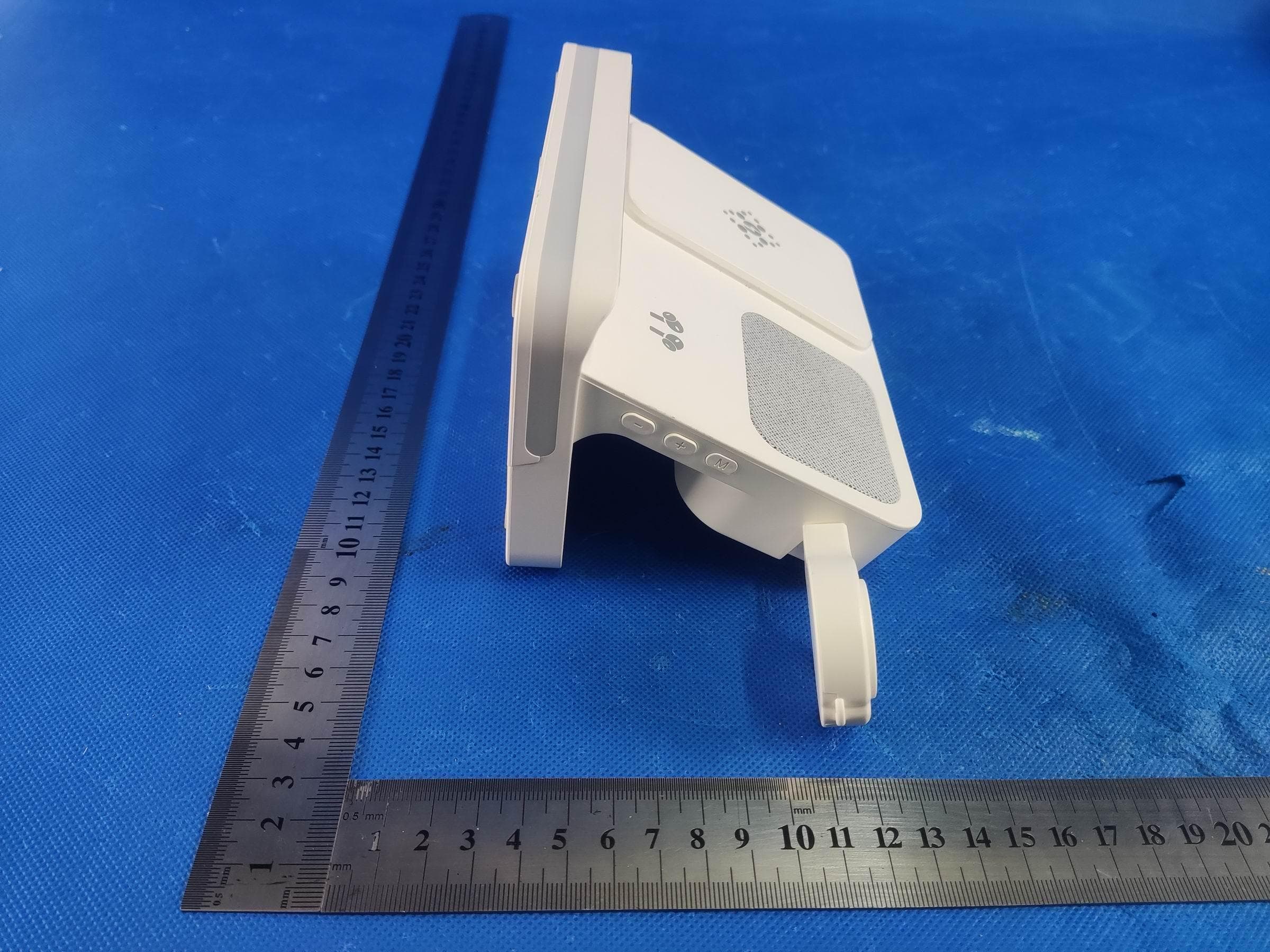 4-in-1 Wireless Charger - FCC ID 2A4OE-B-22 - Dongguan Boxinda Electronic Technology Co., LTD