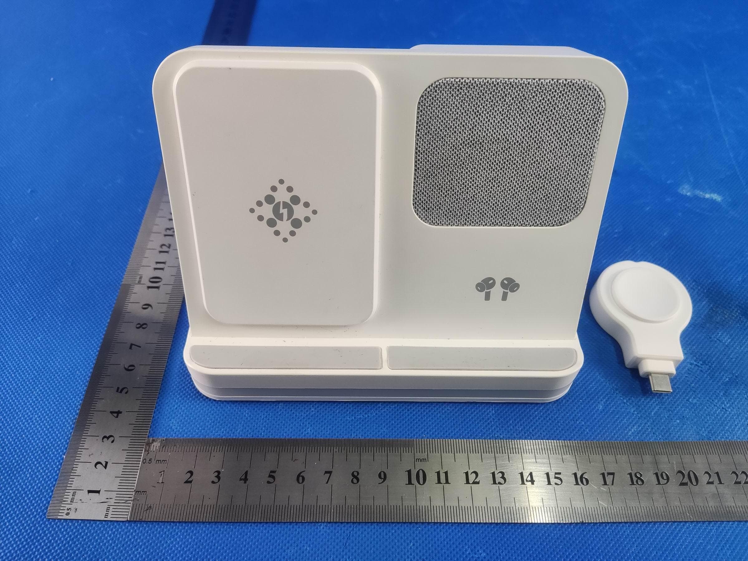 4-in-1 Wireless Charger - FCC ID 2A4OE-B-22 - Dongguan Boxinda Electronic Technology Co., LTD (2)