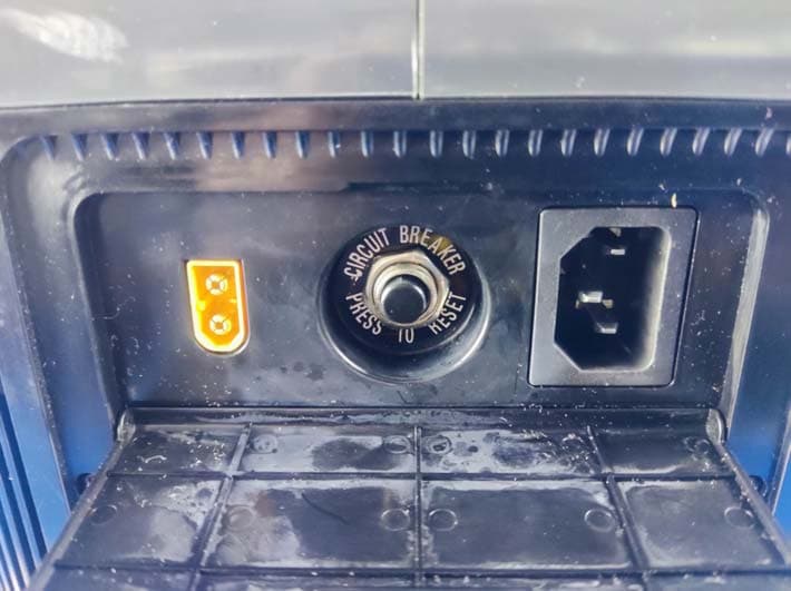 Portable Power Station - FCC ID 2A4PQ-R600 - ALLPOWERS Industrial International Limited (3)