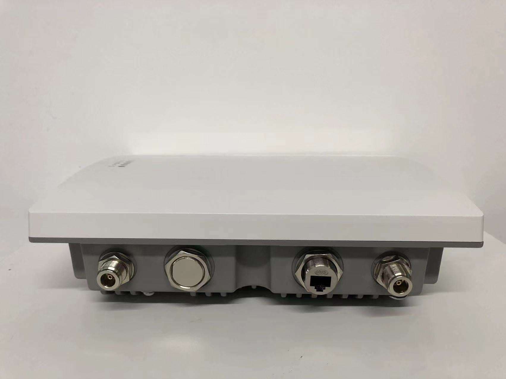 Wireless TVWS Fixed Base - FCC ID 2A4QULT100B - Wifrost inc (2)