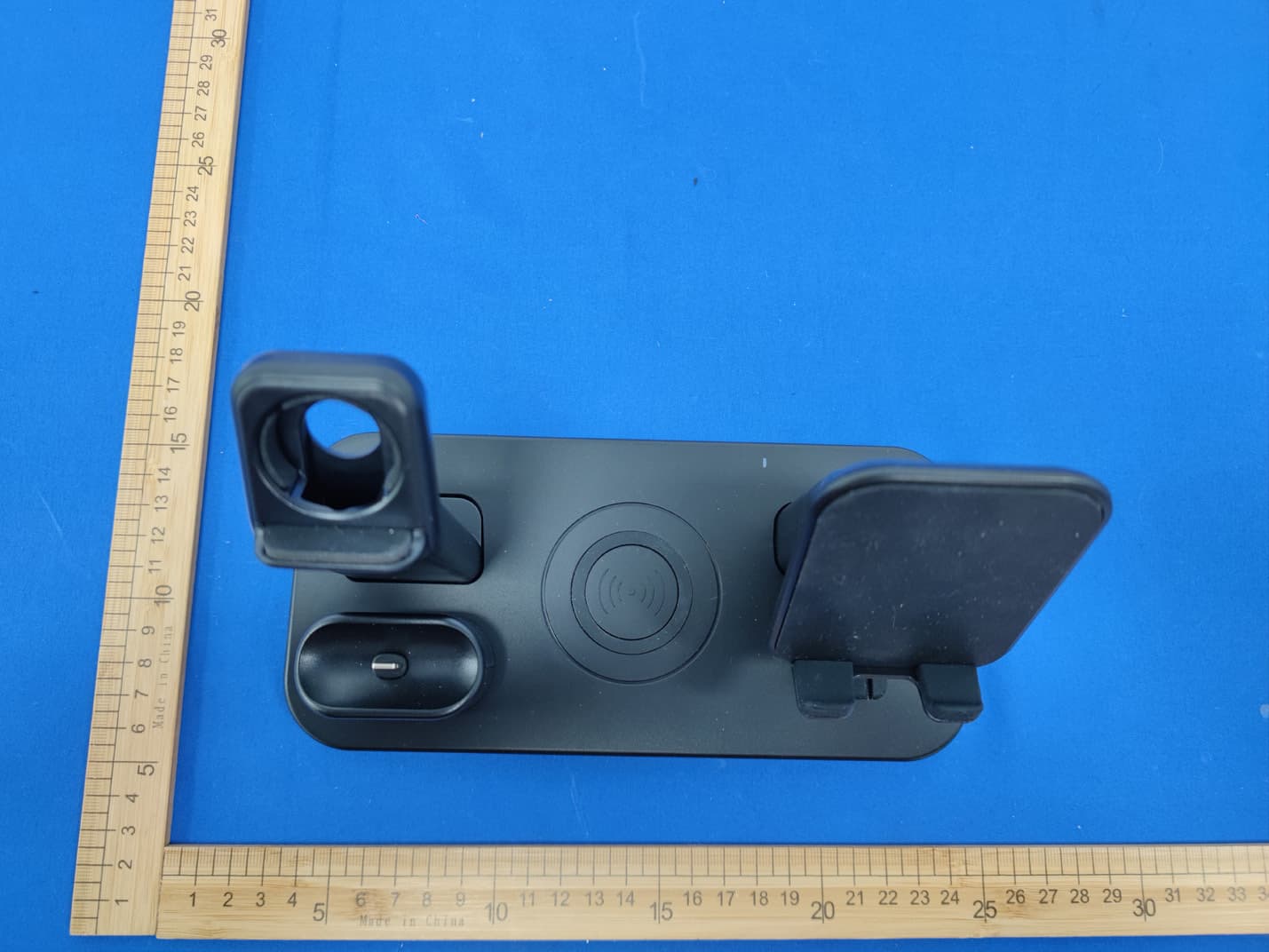 Multifunctional 4 in 1 charging stand - FCC ID 2A4T2-CE48B - shenzhenshiqianyidianzishangwukejiyouxiangongsi