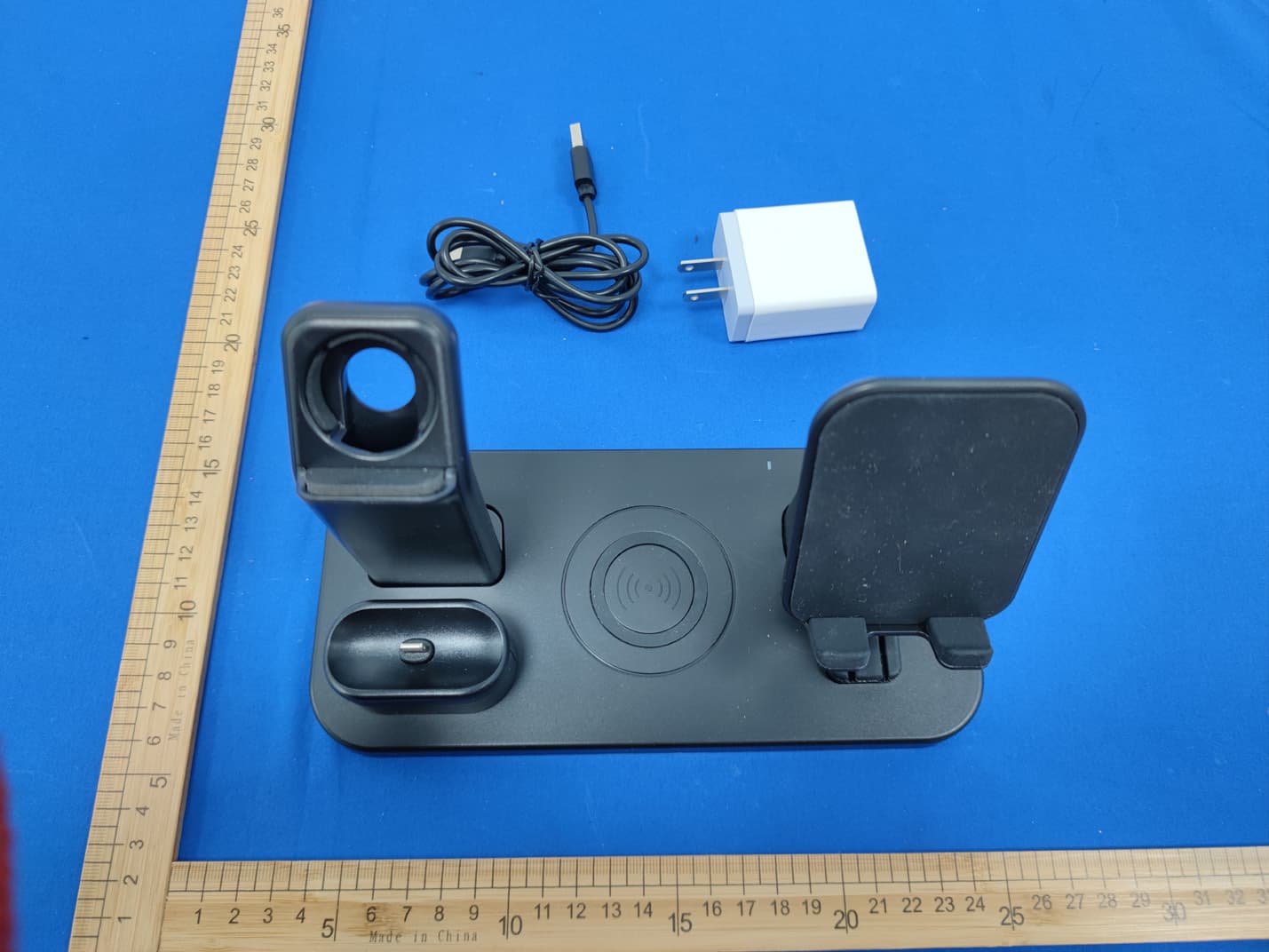 Multifunctional 4 in 1 charging stand - FCC ID 2A4T2-CE48B - shenzhenshiqianyidianzishangwukejiyouxiangongsi (2)