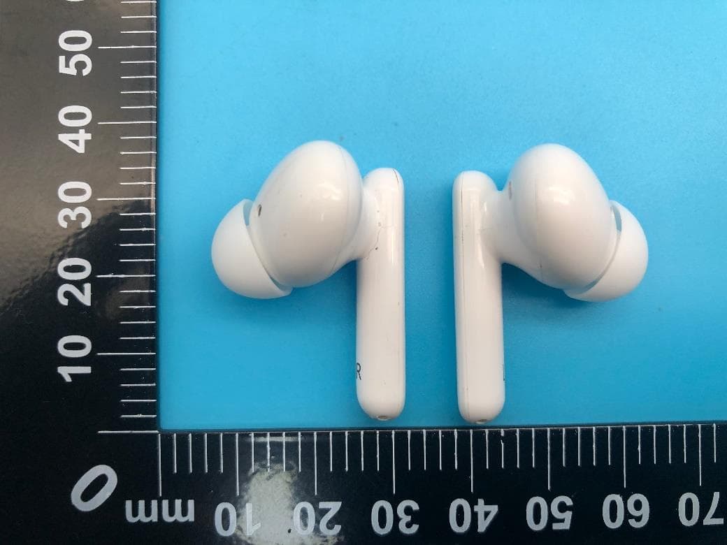 True Wireless Stereo Earbuds - FCC ID 2A4TBS5 - Shenzhen Srhythm Industry Co., Ltd. (4)