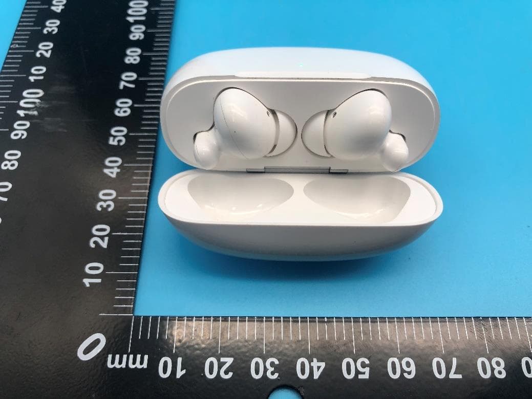 True Wireless Stereo Earbuds - FCC ID 2A4TBS5 - Shenzhen Srhythm Industry Co., Ltd.