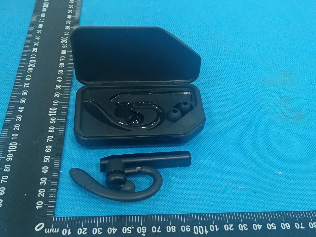Bluetooth earphone - FCC ID 2A4TS-K3 - Shenzhen Huasitai Technology Co., Ltd. (3)