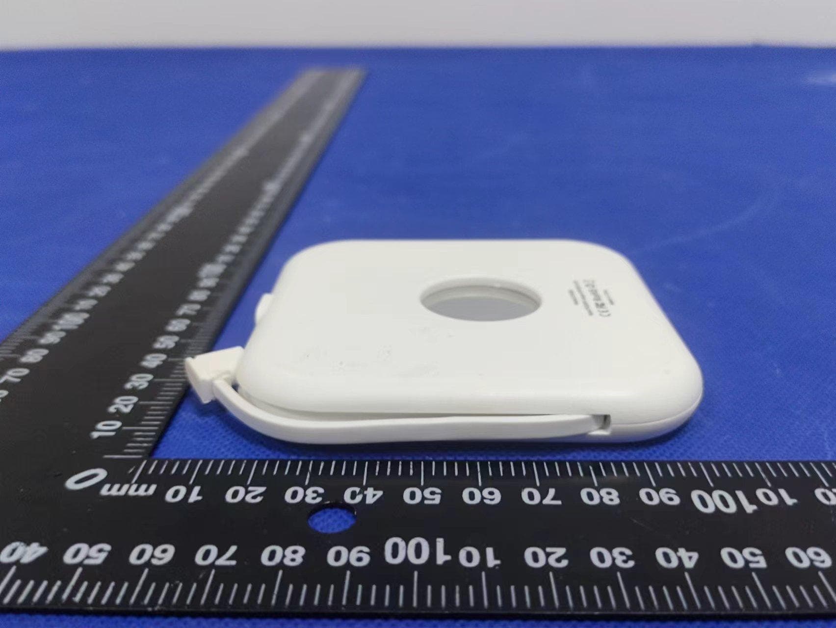3 in 1 Charging Station - FCC ID 2A4TT-CW380 - SHEN ZHEN GTL TECHNOLOGY CO .,LTD (4)