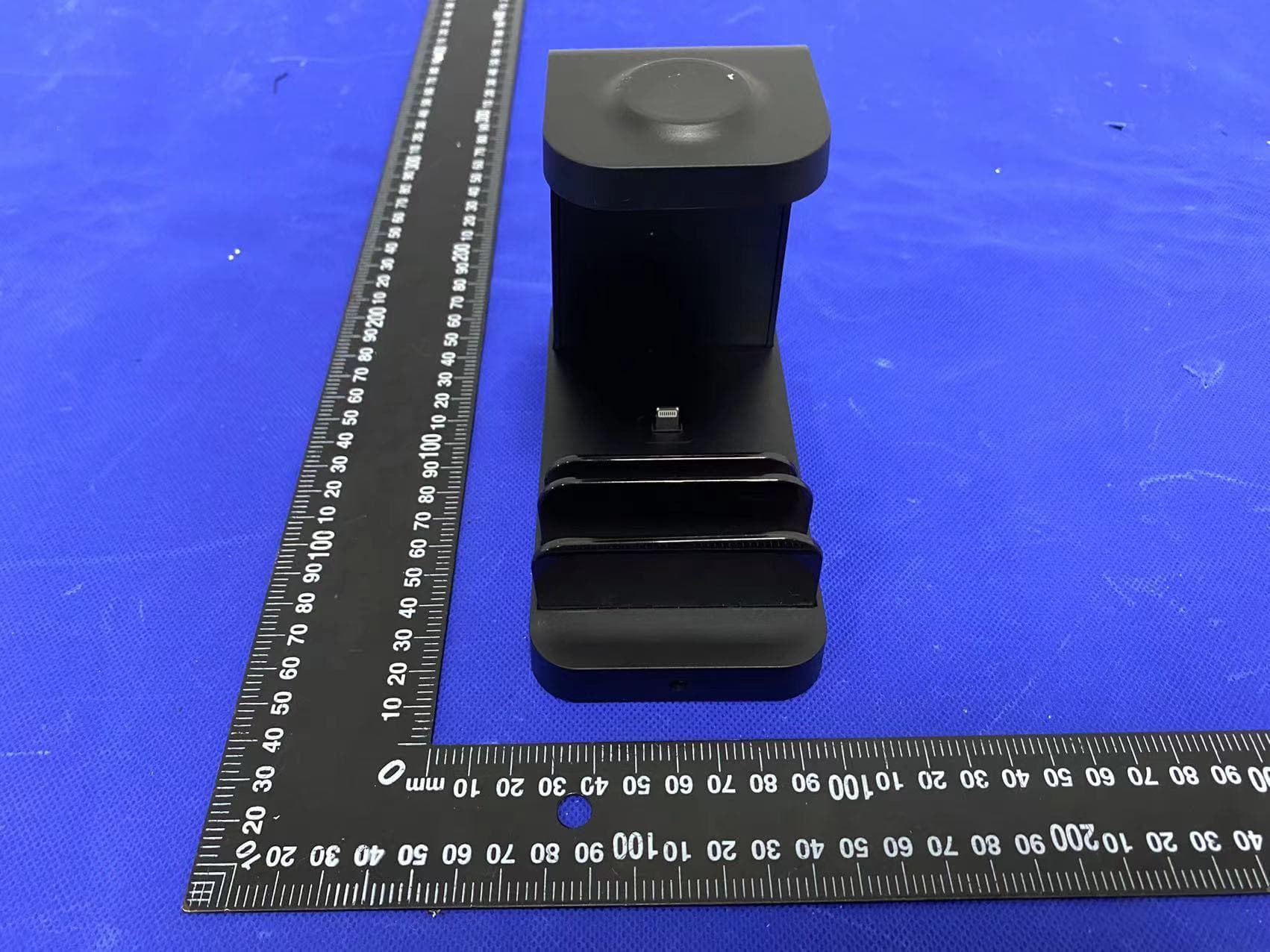 5 in 1 Charging Station - FCC ID 2A4TT-CW520 - SHEN ZHEN GTL TECHNOLOGY CO .,LTD (3)