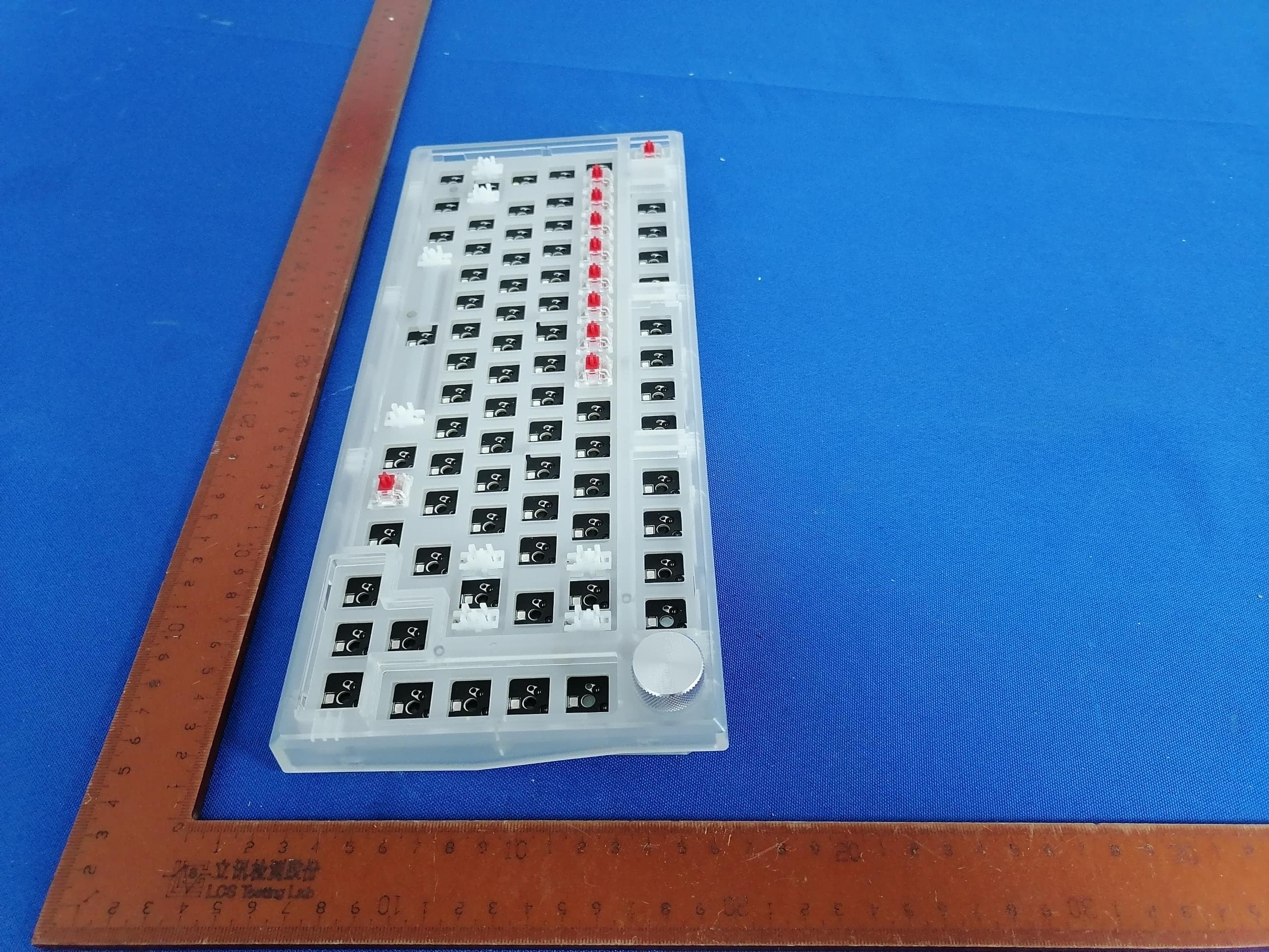 RGB dual system three mode mechanical keyboard - FCC ID 2A4V8-MK750 - DONGGUAN FL ESPORTS ELECTRONICS CO.,LTD. (4)