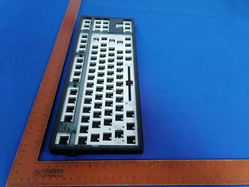 RGB dual system three mode mechanical keyboard - FCC ID 2A4V8-MK870 - DONGGUAN FL ESPORTS ELECTRONICS CO.,LTD. (3)