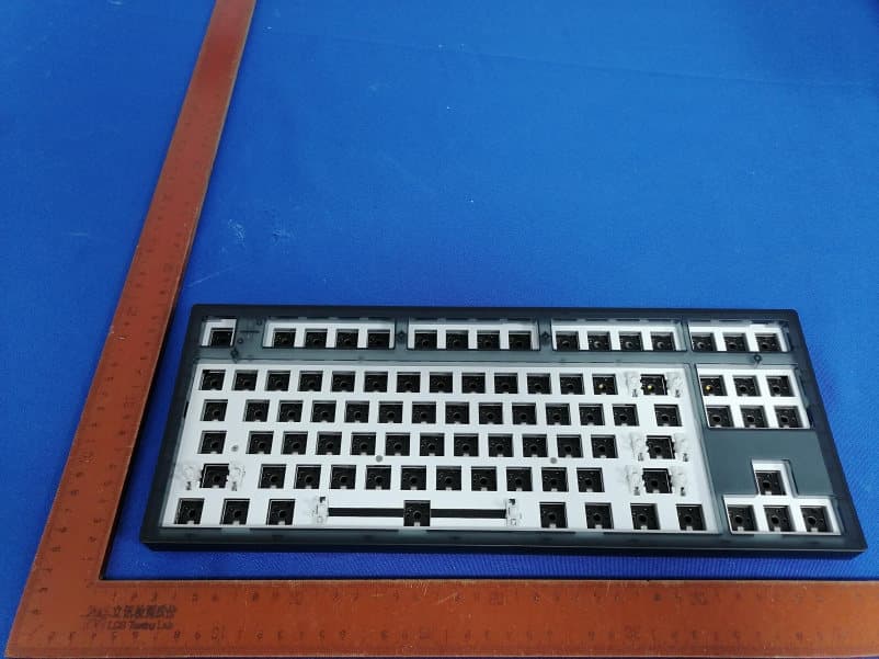 RGB dual system three mode mechanical keyboard - FCC ID 2A4V8-MK870 - DONGGUAN FL ESPORTS ELECTRONICS CO.,LTD. (4)