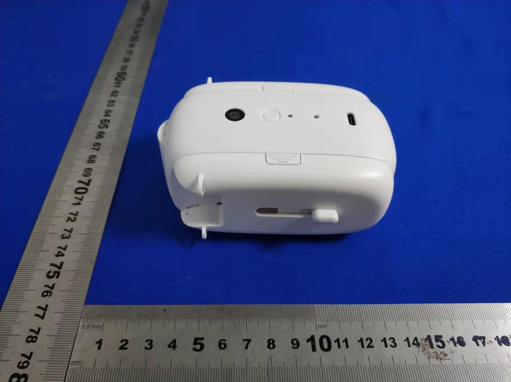 Smart curtain robot - FCC ID 2A4VM-LY1678 - Dongguan Lianyou Intelligent Technology Co., Ltd. (2)