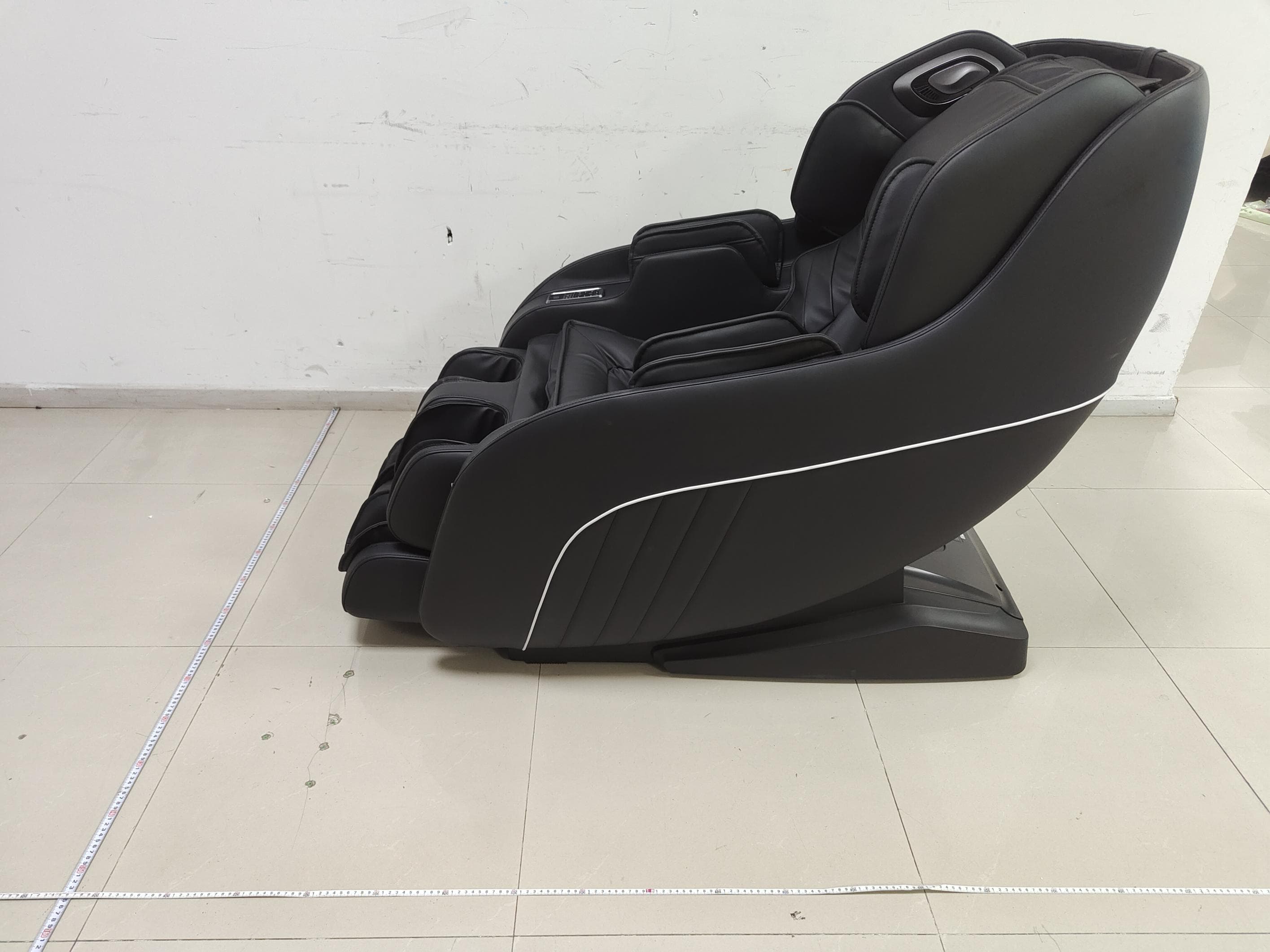 Massage Chair - FCC ID 2A4VU-SL-A196 - iRest Health Science and Technology Co., Ltd. (4)