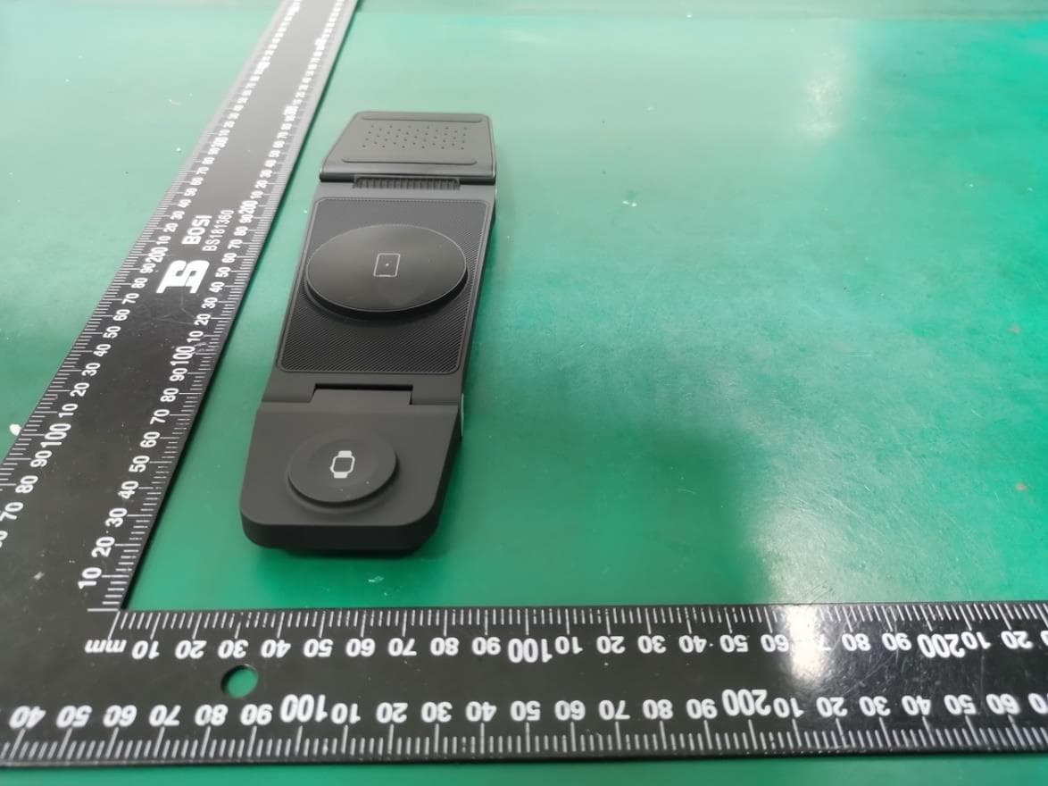 Three in one Charger - FCC ID 2A4WMWZC-W327 - DongGuanShi WeizhiChuang Technology Co., Ltd (4)