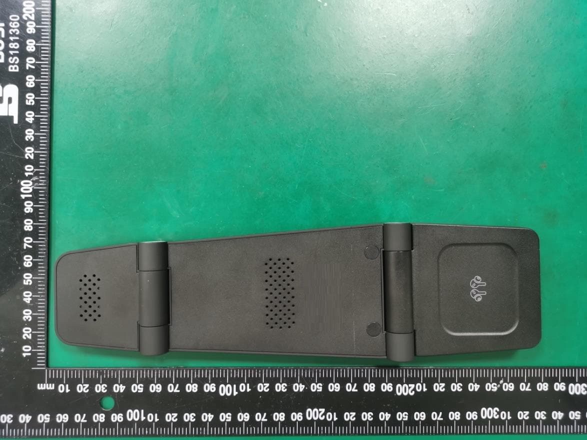Three in one Charger - FCC ID 2A4WMWZC-W327 - DongGuanShi WeizhiChuang Technology Co., Ltd