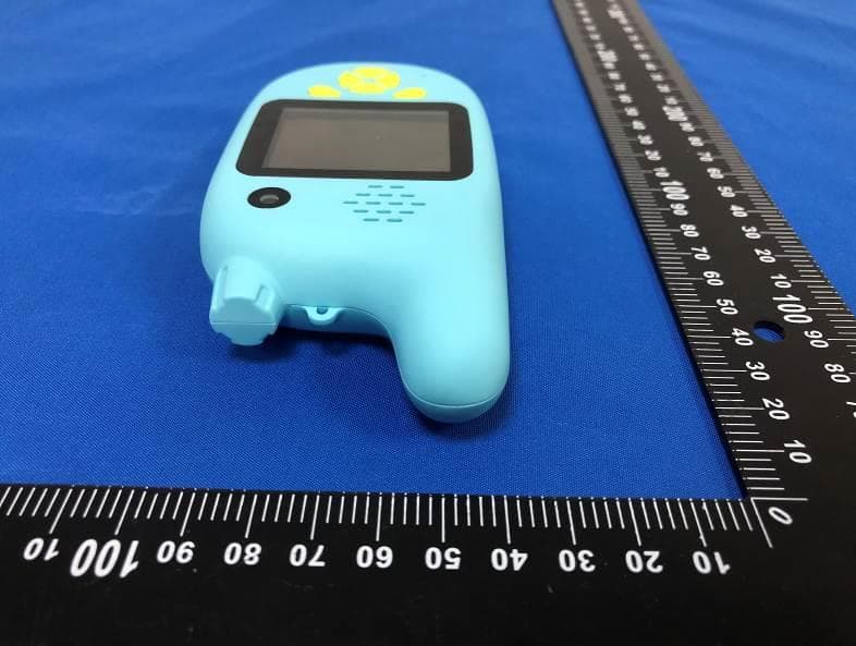 Kids Audio-Video Walkie Talkie - FCC ID 2A4Z4-P11 - Shenzhen Yi Pin Cheng Technology Co.,Ltd (2)