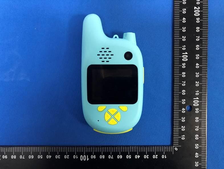 Kids Audio-Video Walkie Talkie - FCC ID 2A4Z4-P11 - Shenzhen Yi Pin Cheng Technology Co.,Ltd (5)