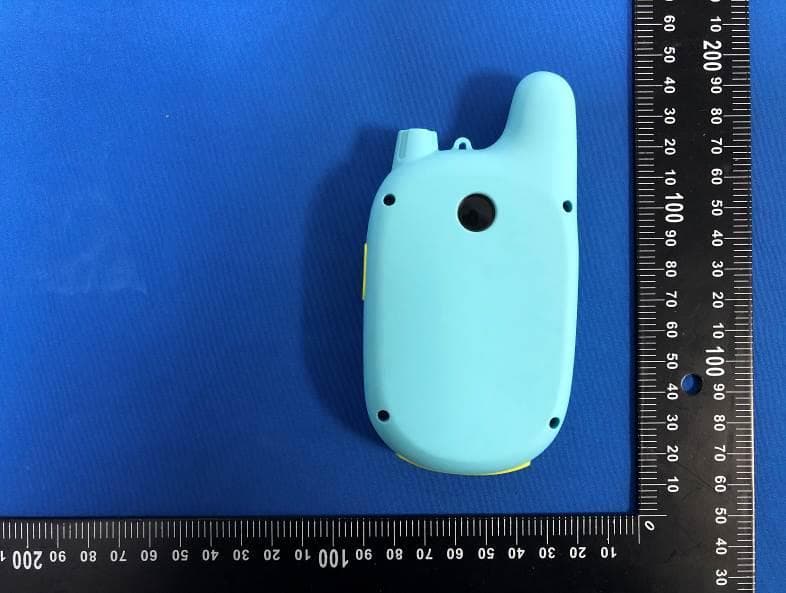 Kids Audio-Video Walkie Talkie - FCC ID 2A4Z4-P11 - Shenzhen Yi Pin Cheng Technology Co.,Ltd (4)