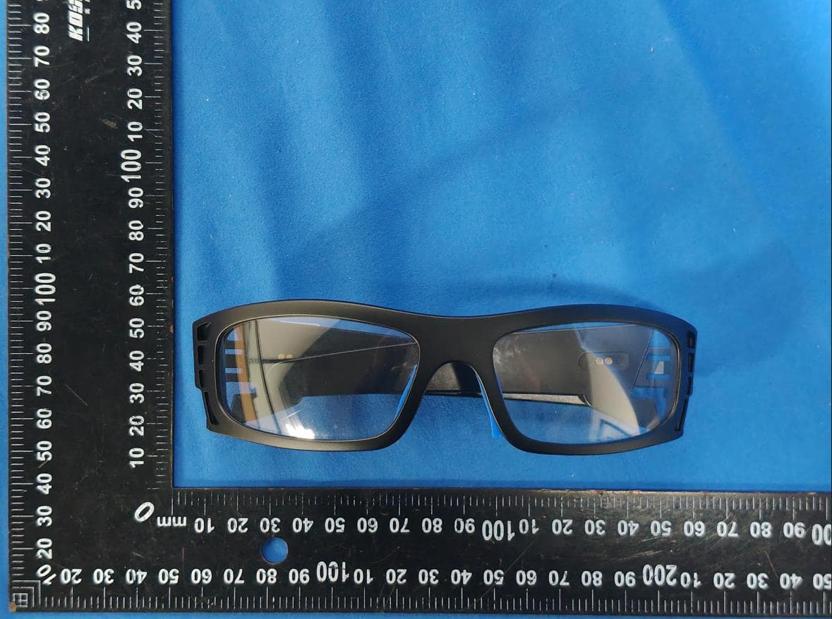 smart eyewear - FCC ID 2A4ZQ-KT - shenzhen woguo technology Co., Ltd. (4)