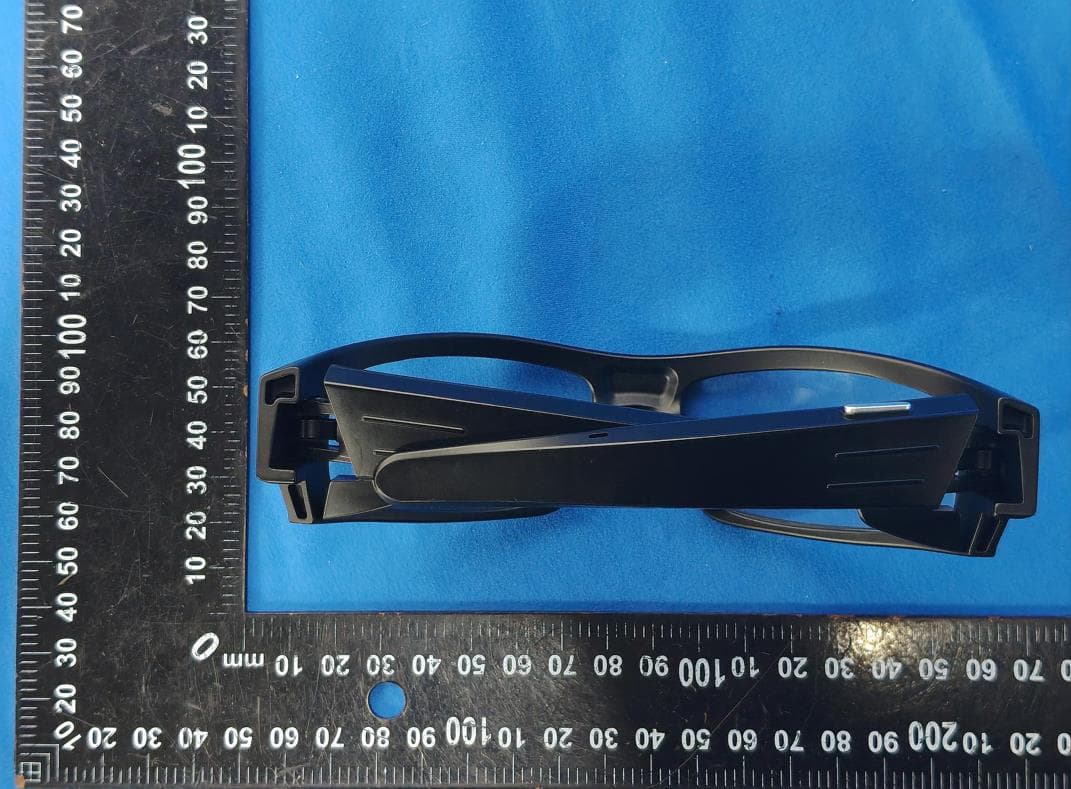 smart eyewear - FCC ID 2A4ZQ-KT - shenzhen woguo technology Co., Ltd. (5)
