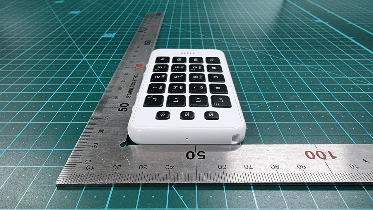 Rivo3s - FCC ID 2A52I-MR3 - Rivo Inc.