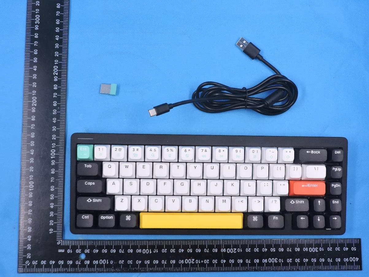 67-Keys Wireless Mechanical Keyboard - FCC ID 2A542-HALO65 - SHENZHEN REOSTUDIO TECHNOLOGY CO.,LTD (2)