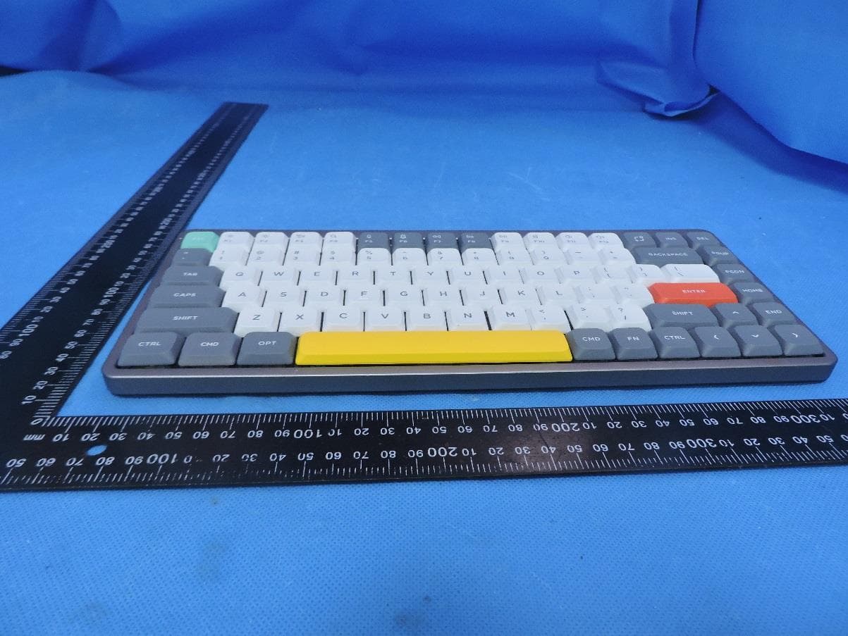Keyboard - FCC ID 2A542AIR75PRO - SHENZHEN REOSTUDIO TECHNOLOGY CO.,LTD (2)