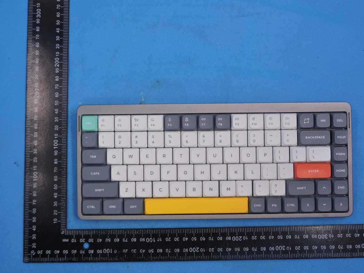 Keyboard - FCC ID 2A542AIR75PRO - SHENZHEN REOSTUDIO TECHNOLOGY CO.,LTD (5)