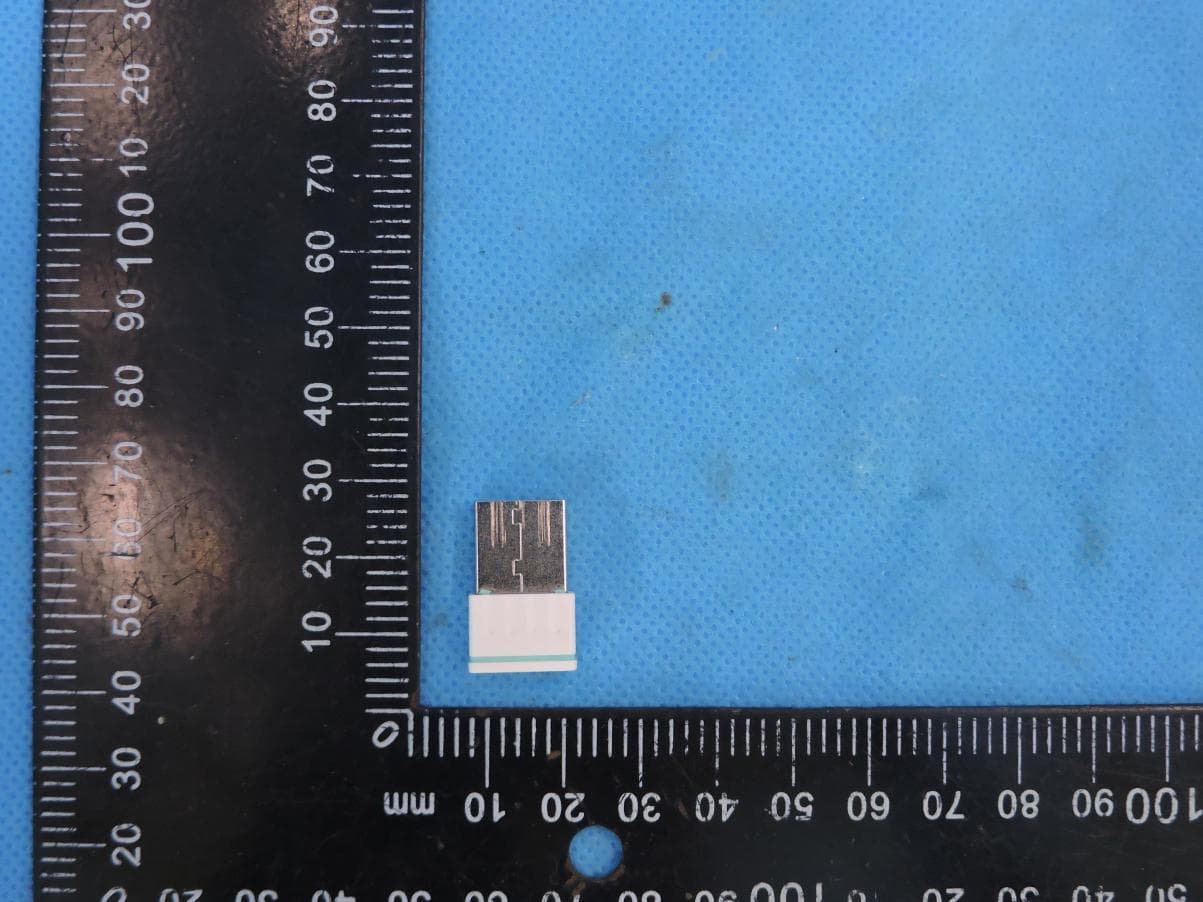 Dongle - FCC ID 2A542R02 - SHENZHEN REOSTUDIO TECHNOLOGY CO.,LTD