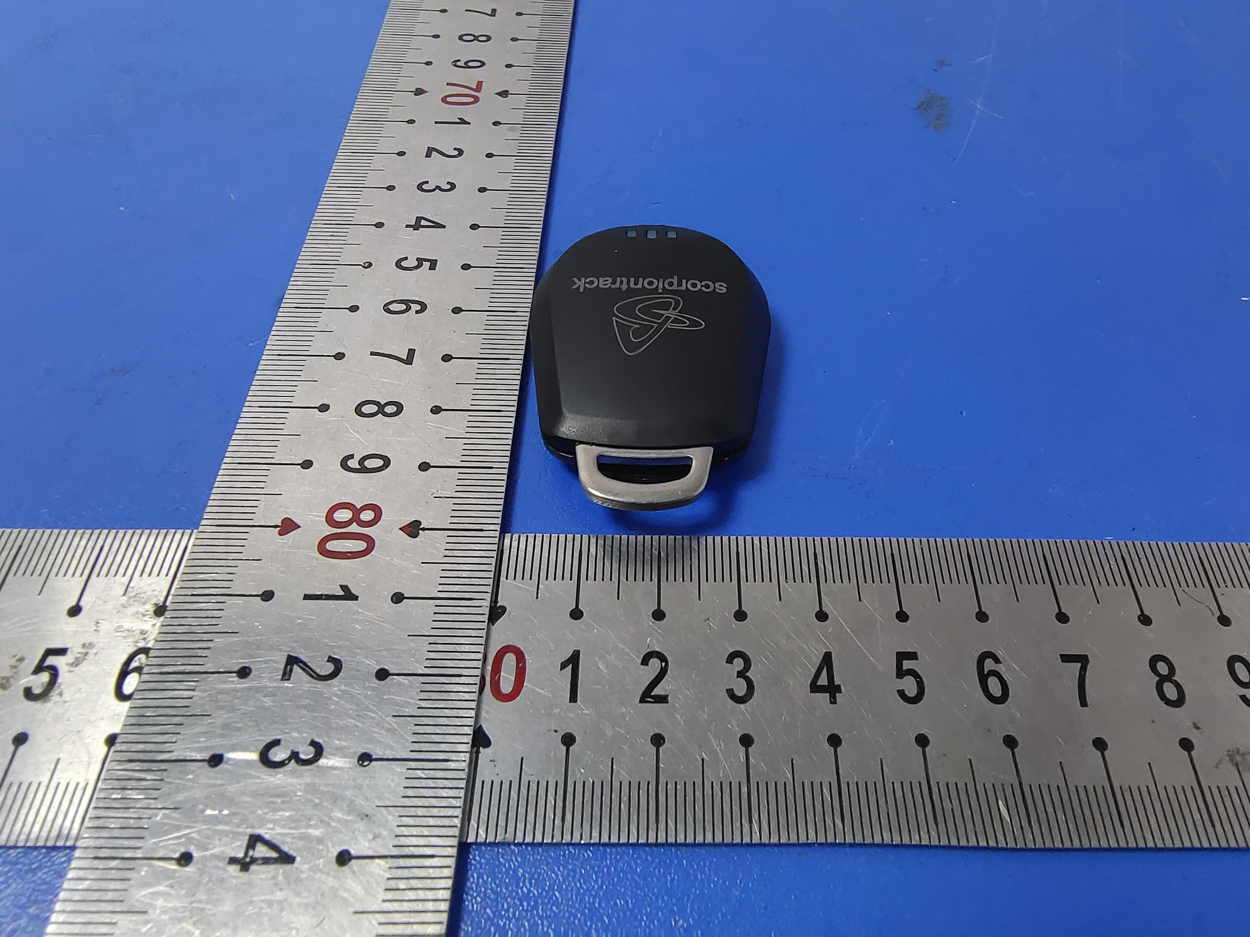 Scorpion M Series Tracker Fob - FCC ID 2A54OSTMFOBLT - Scorpion Automotive Ltd (3)