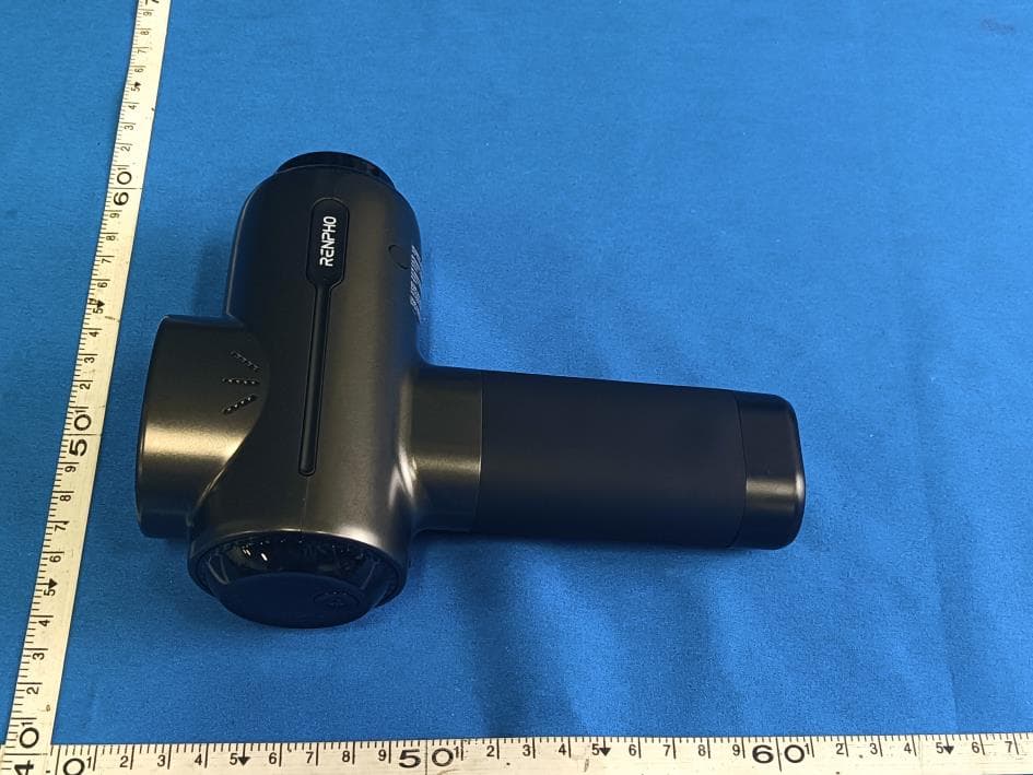 Massage Gun - FCC ID 2A55F-RWMG08 - Sichuan Qianli-beoka Medical Technology lnc.