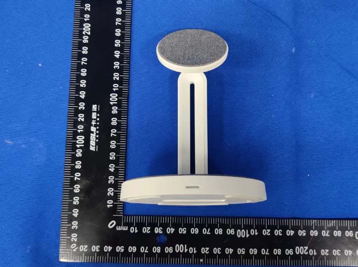 2 IN 1 MAGNETIC WIRELESS CHARGER - FCC ID 2A573-Z67 - Shenzhen Xiaojiu Technology Co.,Ltd (2)