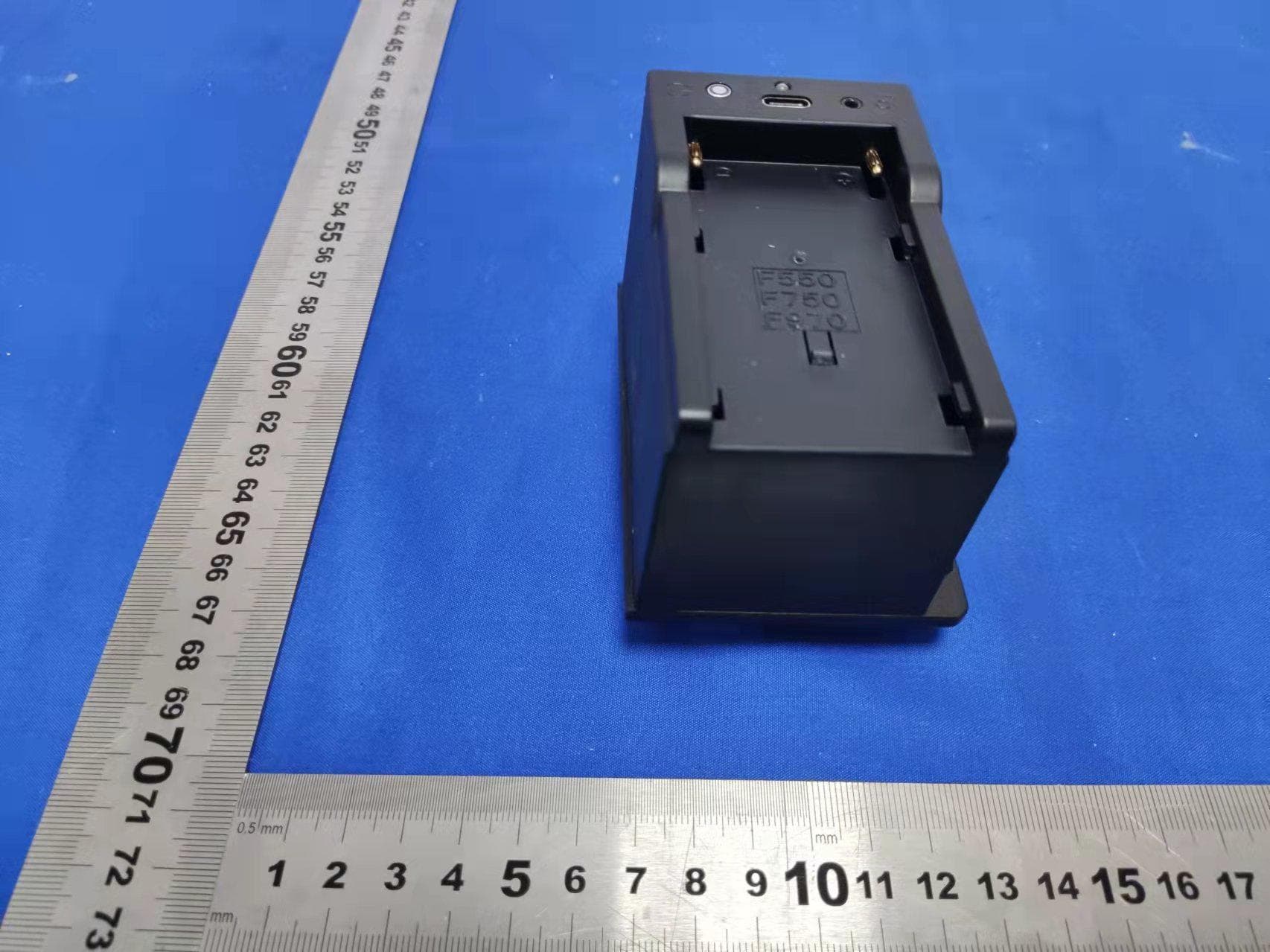 wireless motorized camera slider - FCC ID 2A579-KMS-S3 - Zhuhai Zhi Ying Electronic Technology Co., Ltd.