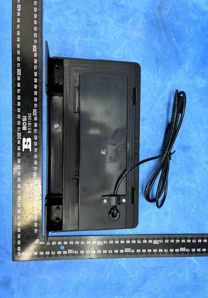 Wireless charging - FCC ID 2A57E-TC-C-W4 - Nantong Tenchown Intelligent Technology Co.,Ltd. (3)