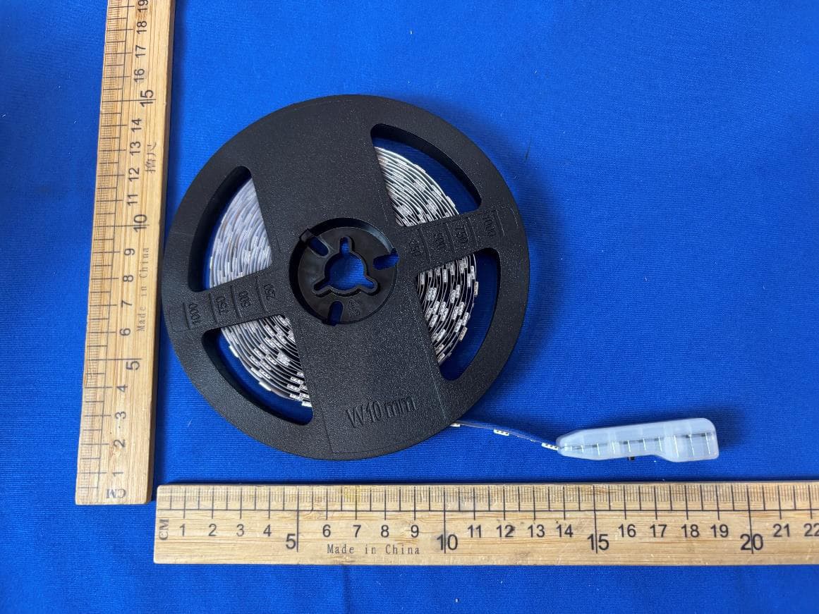 light strip - FCC ID 2A58L-BLRGB500 - GUANGDONG JINGBEN INDUSTRIAL CO., LTD. (2)