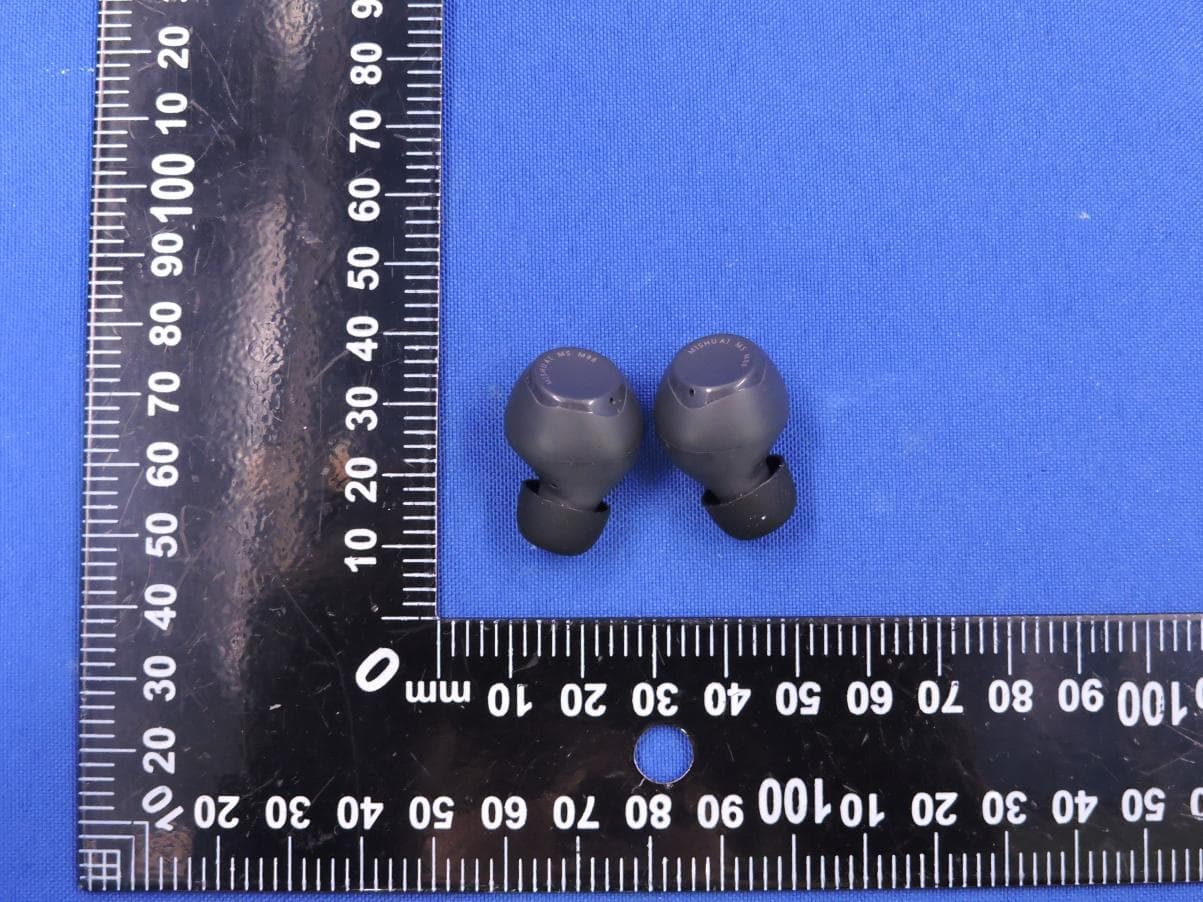 Bean Earbuds - FCC ID 2A58W-M88 - Dongguan Heng Da Rui Electronic Technology Co.,Ltd (3)