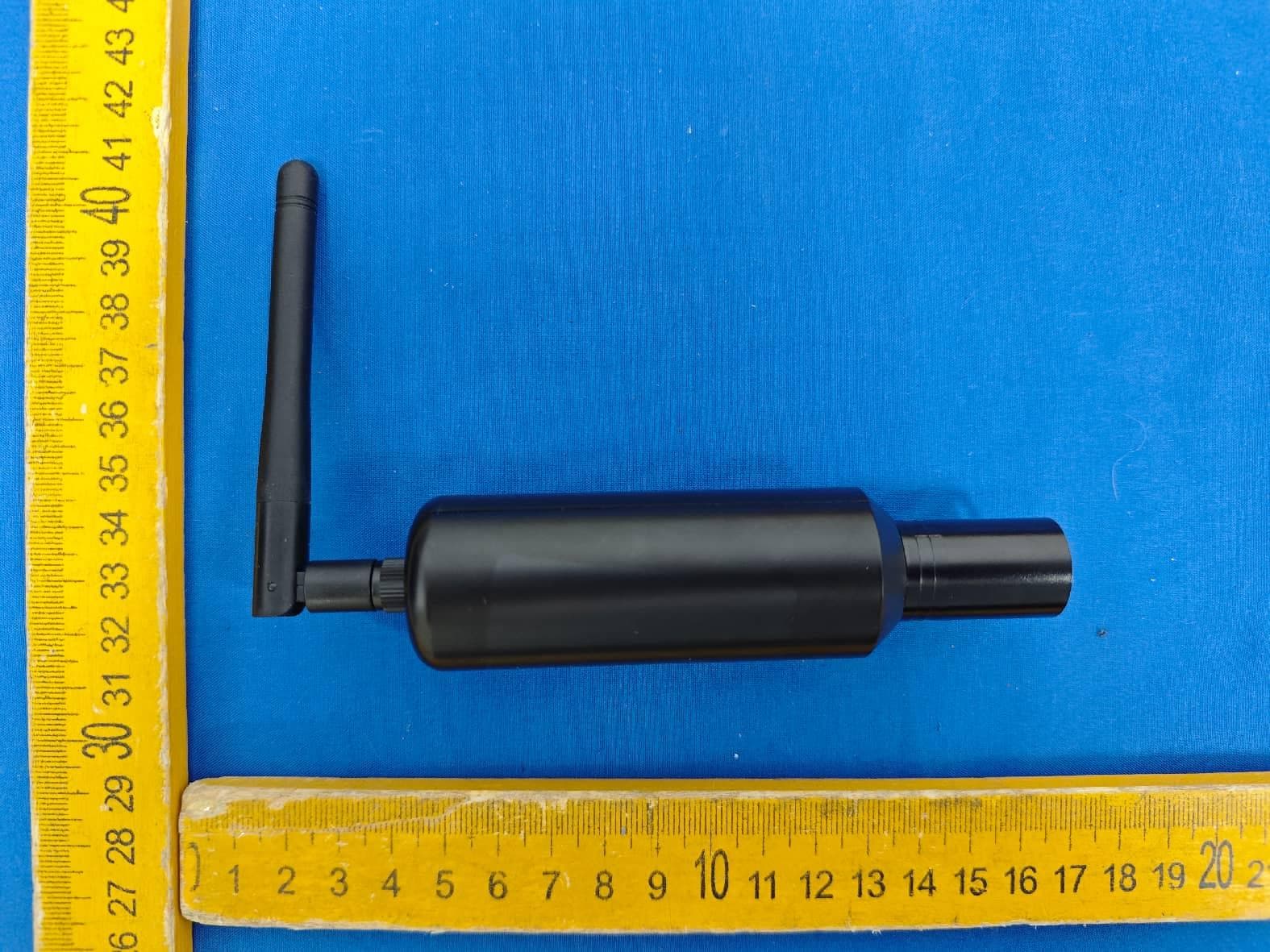 Wireless DMX transmitter/receiver - FCC ID 2A594-YXE-A2 - Shenzhen yunxinger Technology Co., Ltd.