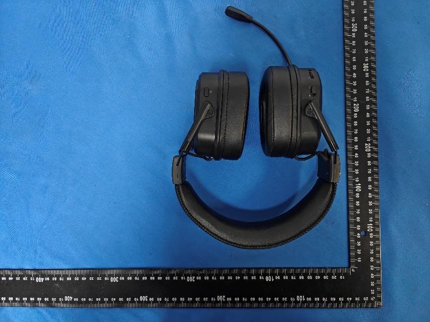 Bluetooth+2.4G+Wired gaming headset - FCC ID 2A5BA-NEPTUNE-F01 - SHENZHEN DEYING INDUSTRY CO., LTD. (4)