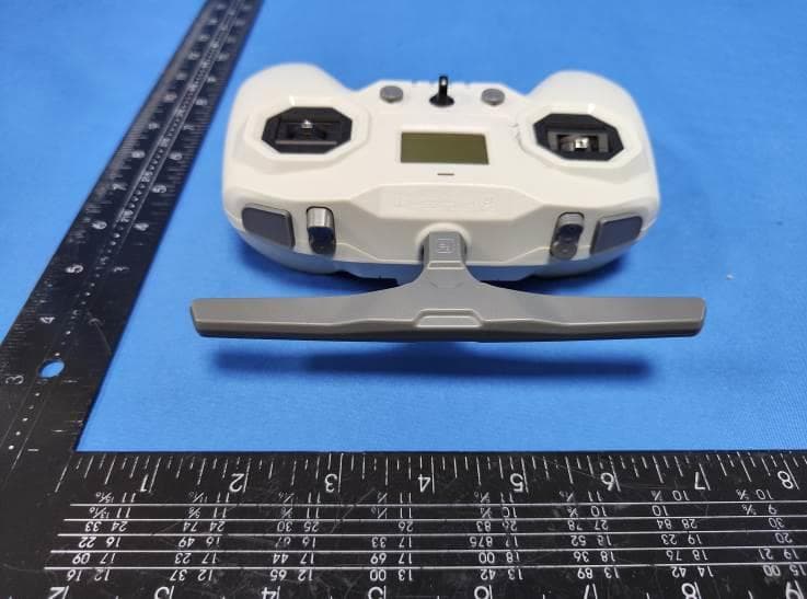 Commando 8 Radio Transmitter-ELRS - FCC ID 2A5BE-COMMANDO8 - Huizhou Iflight Intelligent Technology Limited (3)