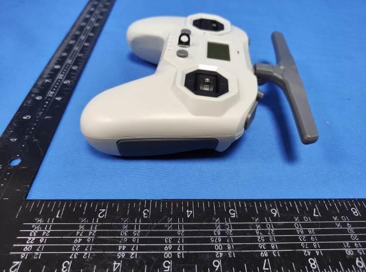 Commando 8 Radio Transmitter-ELRS - FCC ID 2A5BE-COMMANDO8 - Huizhou Iflight Intelligent Technology Limited (2)