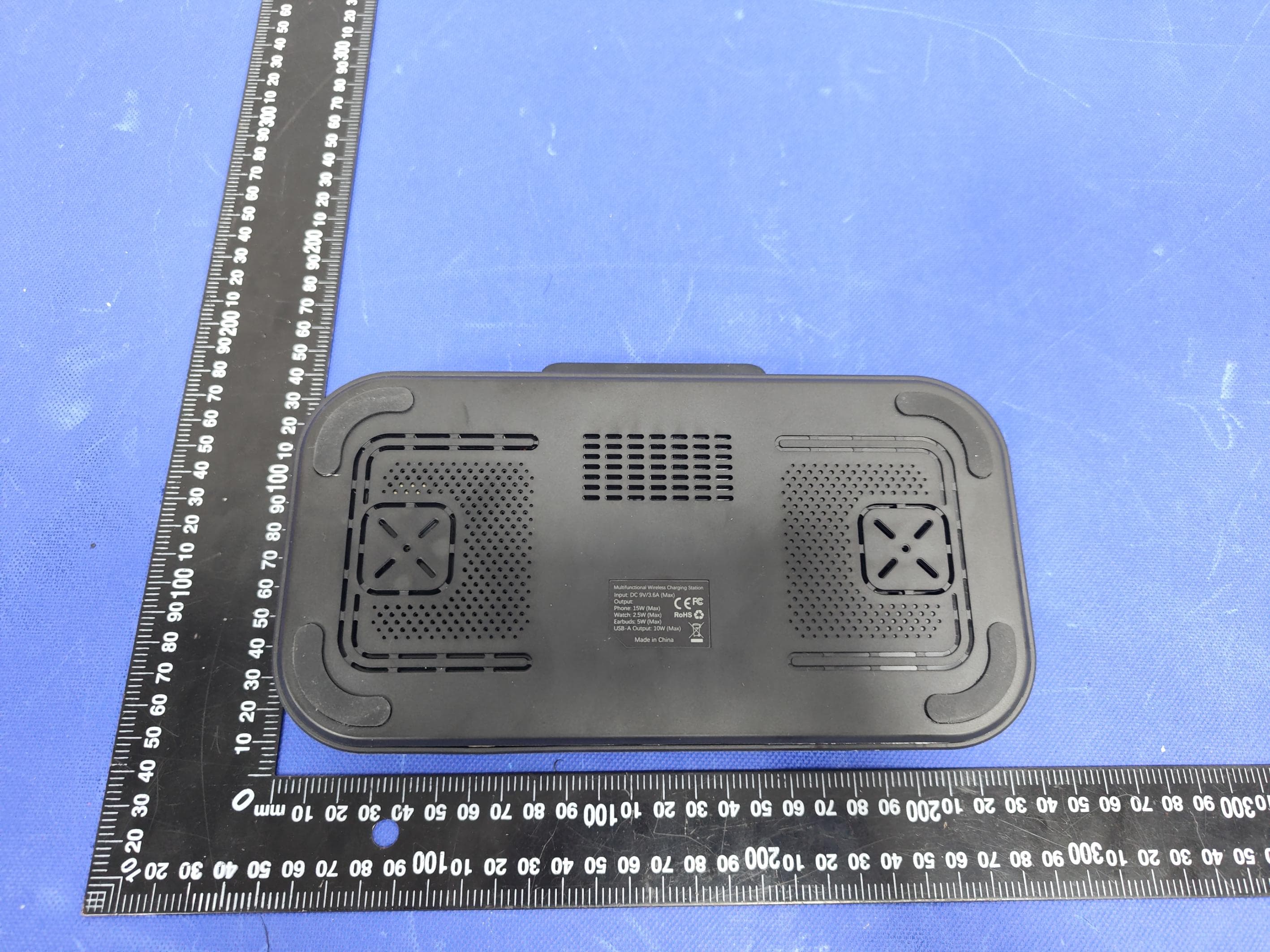 Multifunctional wireless charging station - FCC ID 2A5DD-XF-C11 - Shenzhen Xuanfeng Innovations Technology Co., Ltd. (2)