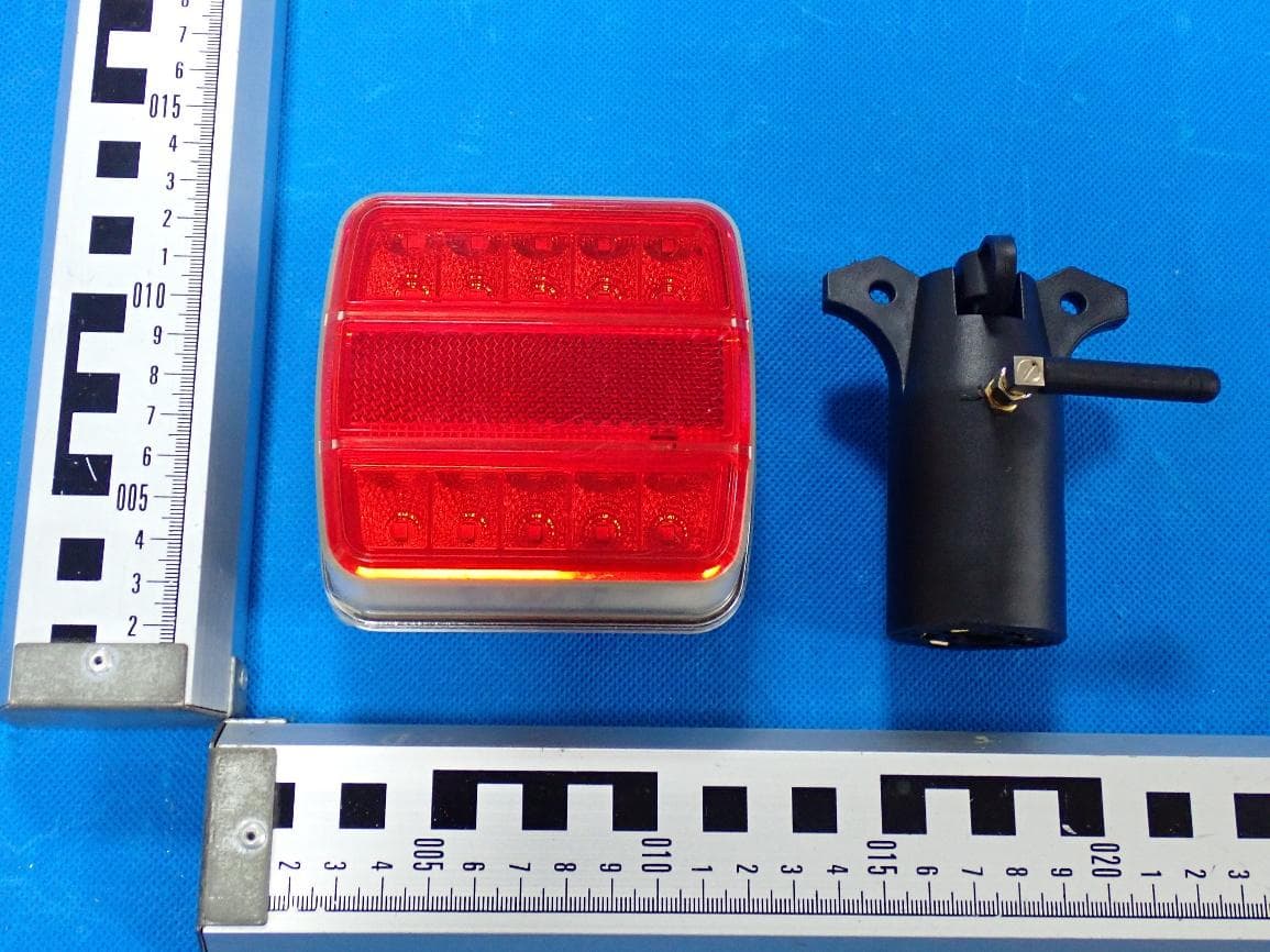 Wireless signal lights - FCC ID 2A5DQ-Z-T50 - J-Well Technology(GuangZhou)Co.,Ltd